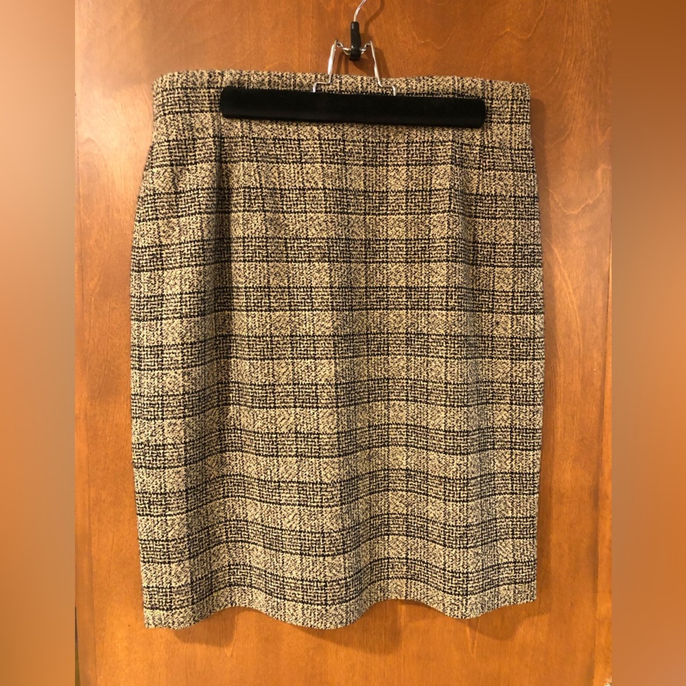 Vintage Jones New York Silk/Wool blend Tweed Pencil Skirt - Size 12